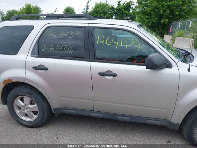 12641137 :رقم المزاد ، 1FMCU03GX9KA34888 vin ، 2009 Ford Escape Xlt مزاد بيع