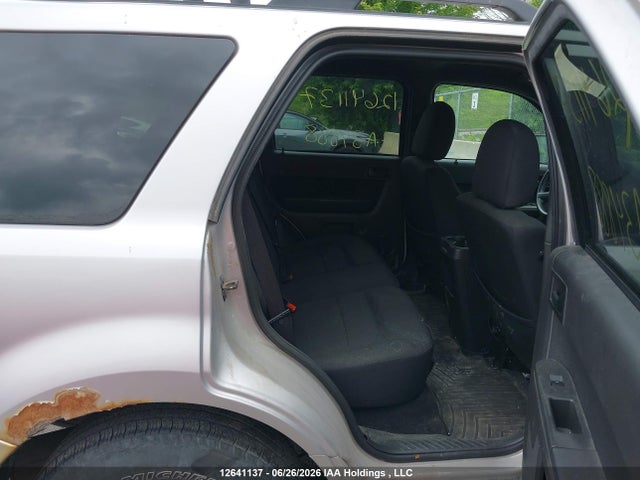 12641137 :رقم المزاد ، 1FMCU03GX9KA34888 vin ، 2009 Ford Escape Xlt مزاد بيع