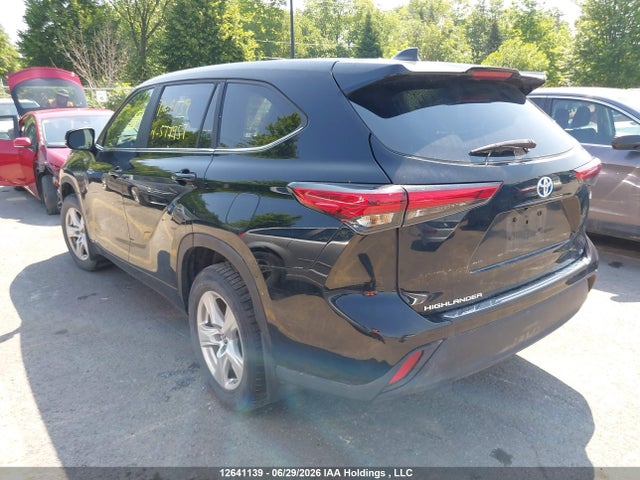 12641139 :رقم المزاد ، 5TDBBRCHXPS577957 vin ، 2023 Toyota Highlander Hybrid Le مزاد بيع