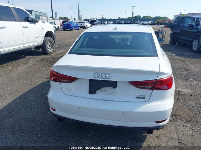 Audi A3 Progressiv 2018 WAUE8GFF0J1014315 Image 16