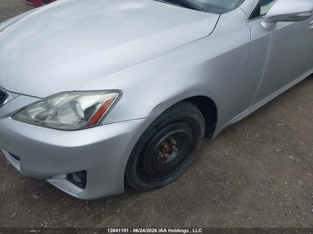 12641151 :رقم المزاد ، JTHCF5C26B5045017 vin ، 2011 Lexus Is 250 مزاد بيع