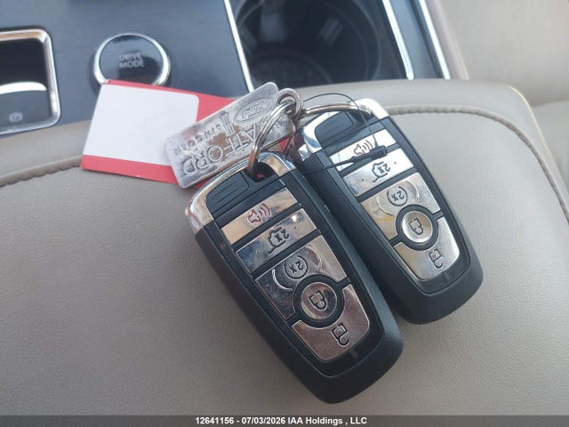 12641156 :رقم المزاد ، 5LM5J7XC5LGL14534 vin ، 2020 Lincoln Aviator Reserve مزاد بيع