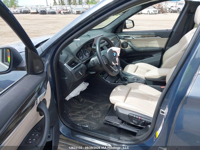 WBXHT3C30G5E52129 BMW X1 Xdrive28i