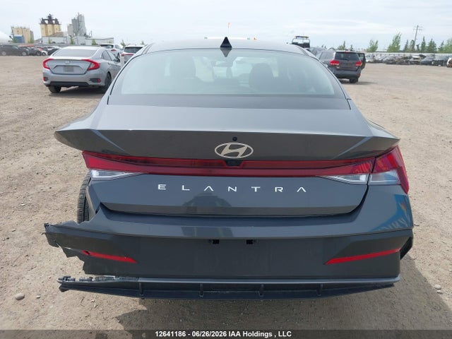 Hyundai Elantra Preferred With Tech Package 2025 KMHLM4DG2SU005076 Image 16