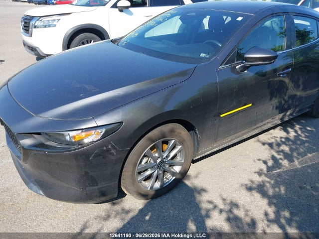 12641190 :رقم المزاد ، JM1BPAKM3S1759264 vin ، 2025 Mazda Mazda3 Sport Gx مزاد بيع