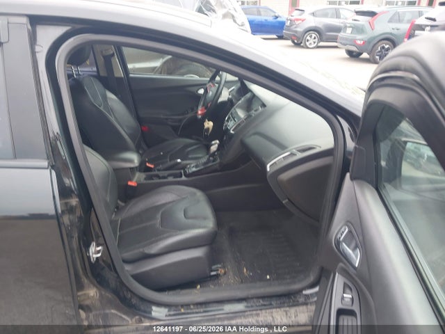 12641197 :رقم المزاد ، 1FADP3N2XFL309125 vin ، 2015 Ford Focus Titanium مزاد بيع