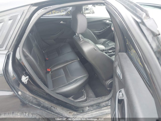 12641197 :رقم المزاد ، 1FADP3N2XFL309125 vin ، 2015 Ford Focus Titanium مزاد بيع