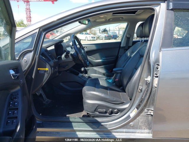 KIA FORTE EX 2016 KNAFZ4A85G5600440 Image 17