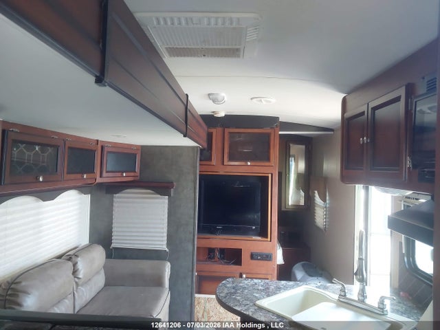 12641206 :رقم المزاد ، 5SFNB3229EE279004 vin ، 2014 Heartland Wilderness مزاد بيع