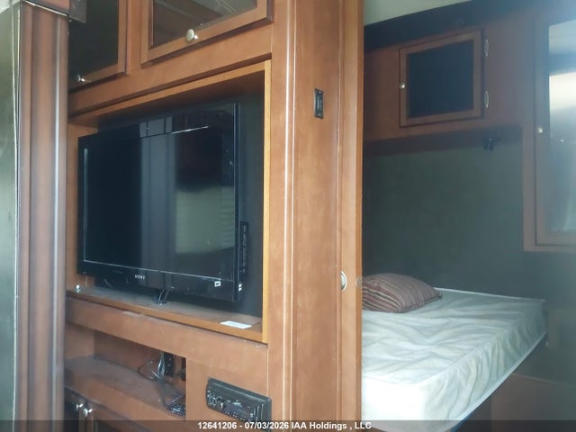 12641206 :رقم المزاد ، 5SFNB3229EE279004 vin ، 2014 Heartland Wilderness مزاد بيع