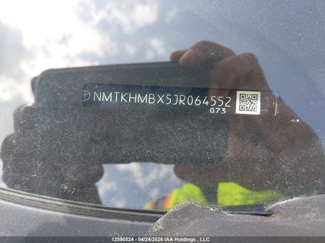 2018 Toyota C-hr Xle მანქანა იყიდება აუქციონზე, vin: NMTKHMBX5JR064552, აუქციონის ნომერი: 12590524