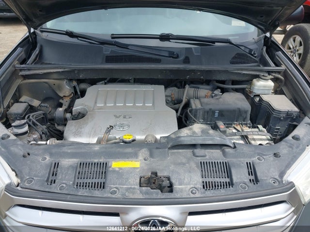 2013 Toyota Highlander მანქანა იყიდება აუქციონზე, vin: 5TDBK3EH9DS247801, აუქციონის ნომერი: 12641212