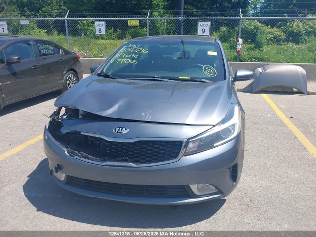 KIA Forte Lx/s 2018 3KPFL4A78JE191065 Image 12