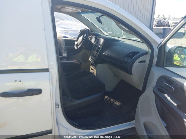 12641225 :رقم المزاد ، 2C4JRGAG1ER377531 vin ، 2014 Ram Tradesman مزاد بيع