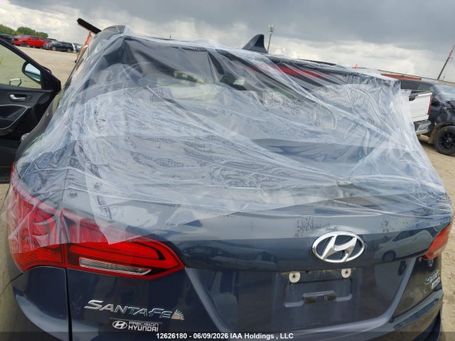 12626180 :رقم المزاد ، 5XYZUDLB0HG496195 vin ، 2017 Hyundai Santa Fe Sport 2.4 Luxury مزاد بيع