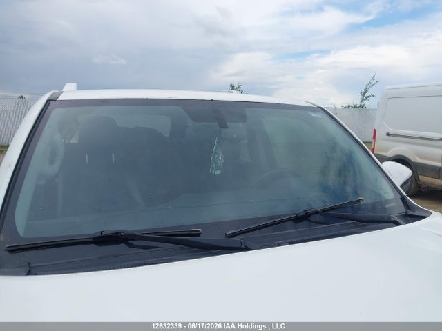 Toyota 4RUNNER SR5 2016 JTEBU5JR6G5394328 Image 18