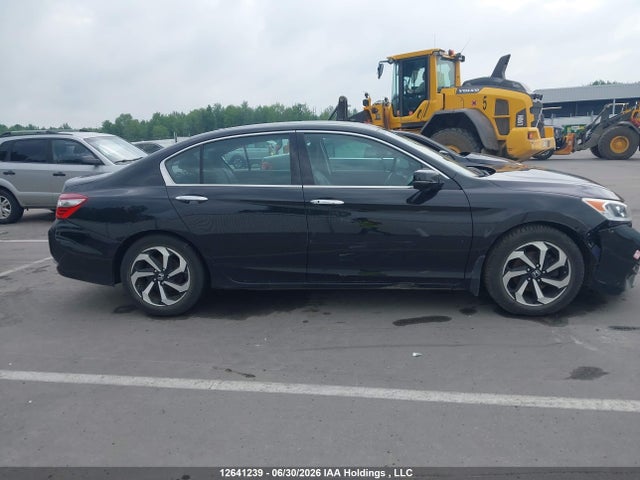 Продаж на аукціоні авто 2016 Honda Accord, vin: 1HGCR3F88GA801430, номер лоту: 12641239