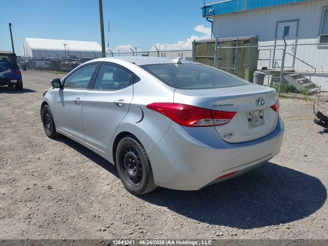 2013 Hyundai Elantra Gls/limited მანქანა იყიდება აუქციონზე, vin: 5NPDH4AE4DH180927, აუქციონის ნომერი: 12641241