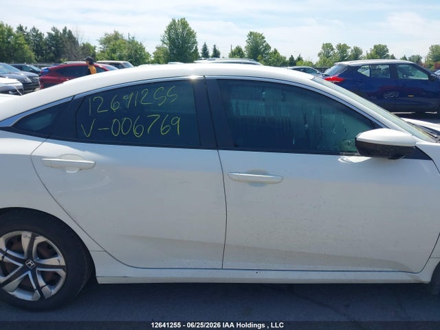 Honda Civic Lx 2018 2HGFC2F56JH006769 Image 14