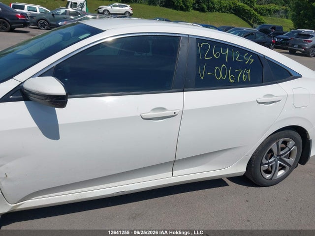 Honda Civic Lx 2018 2HGFC2F56JH006769 Image 15