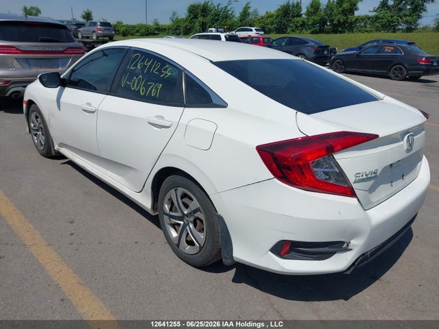 Honda Civic Lx 2018 2HGFC2F56JH006769 Image 3
