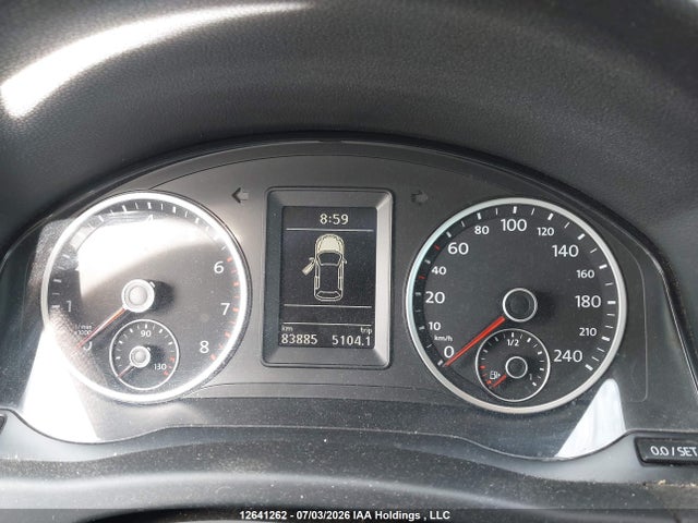 2015 Volkswagen Tiguan Comfortline/trendline მანქანა იყიდება აუქციონზე, vin: WVGHV7AX9FW522684, აუქციონის ნომერი: 12641262