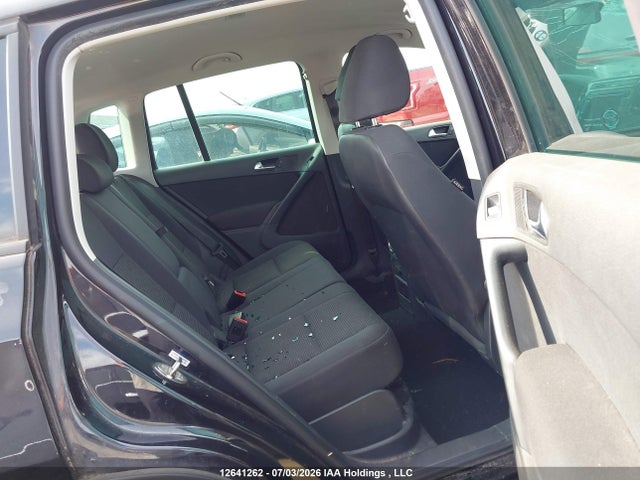 2015 Volkswagen Tiguan Comfortline/trendline მანქანა იყიდება აუქციონზე, vin: WVGHV7AX9FW522684, აუქციონის ნომერი: 12641262