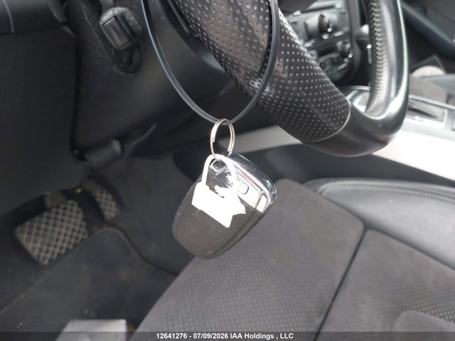 12641276 :رقم المزاد ، WAUMFBFH9BN016144 vin ، 2011 Audi A5 2.0t Premium مزاد بيع