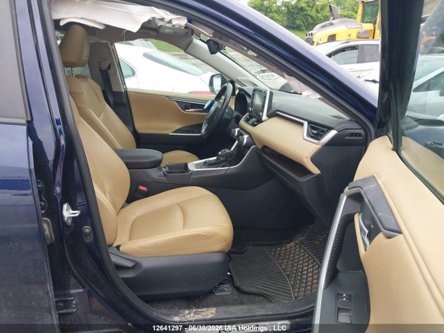 2019 Toyota Rav4 Hybrid Limited მანქანა იყიდება აუქციონზე, vin: 2T3DWRFV8KW003704, აუქციონის ნომერი: 12641297