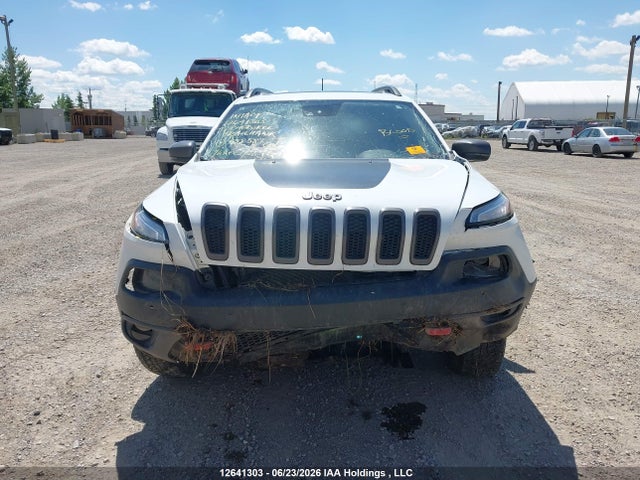 Продажа на аукционе авто 2017 Jeep Cherokee Trailhawk, vin: 1C4PJMBS4HW558587, номер лота: 12641303
