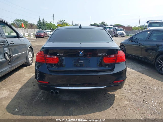BMW 328i Xdrive 2015 WBA3B3C57FJ984733 Image 16