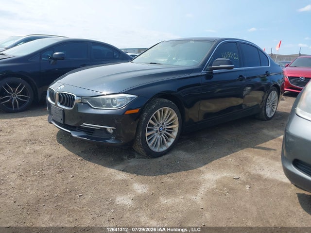 BMW 328i Xdrive 2015 WBA3B3C57FJ984733 Image 2