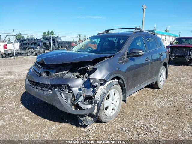Toyota RAV4 LE 2014 2T3BFREV8EW209456 Image 2
