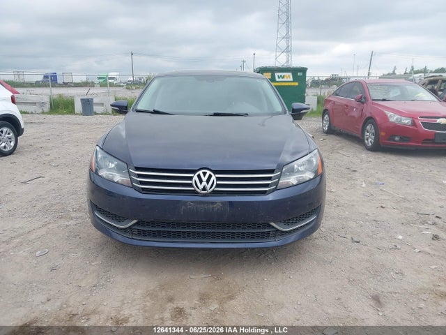 2012 Volkswagen Passat მანქანა იყიდება აუქციონზე, vin: 1VWBH7A36CC030901, აუქციონის ნომერი: 12641344