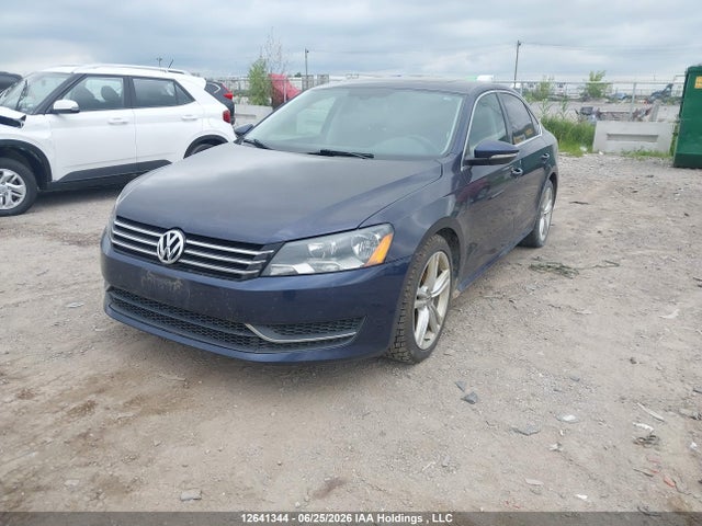 2012 Volkswagen Passat მანქანა იყიდება აუქციონზე, vin: 1VWBH7A36CC030901, აუქციონის ნომერი: 12641344