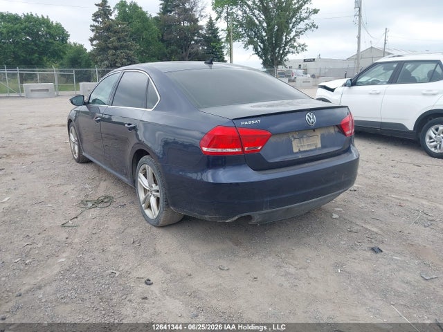 2012 Volkswagen Passat მანქანა იყიდება აუქციონზე, vin: 1VWBH7A36CC030901, აუქციონის ნომერი: 12641344