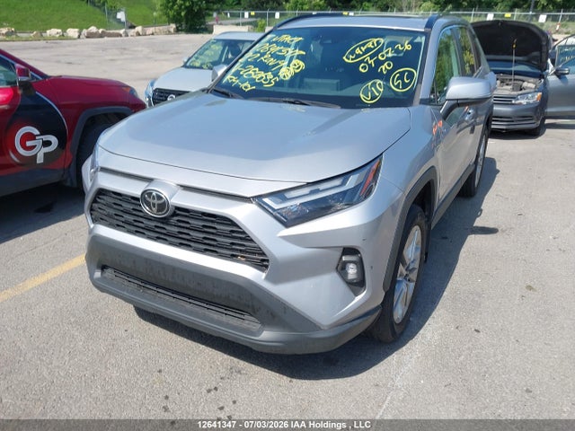 Toyota RAV4 2022 2T3R1RFV3NC282635 Image 13