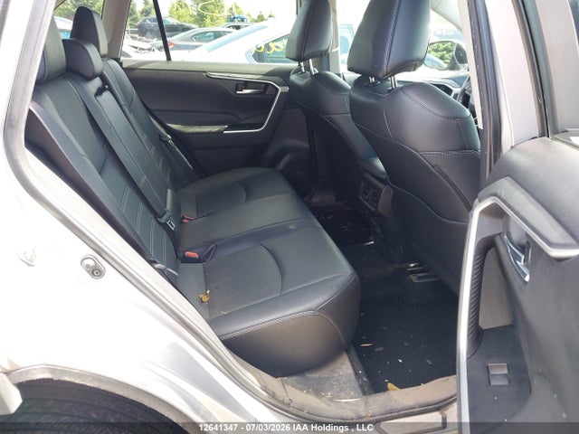 Toyota RAV4 2022 2T3R1RFV3NC282635 Image 8