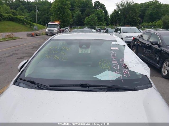 5YFBPMBE1NP327833 Toyota Corolla