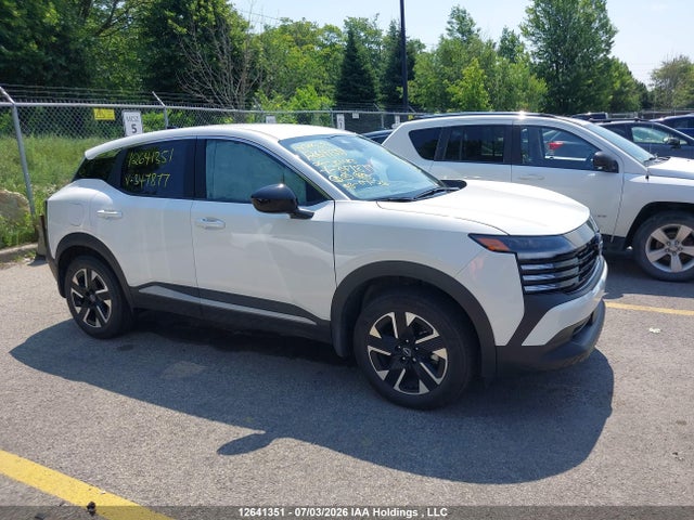 3N8AP6CB8TL347877 Nissan Kicks Sv Awd Cvt