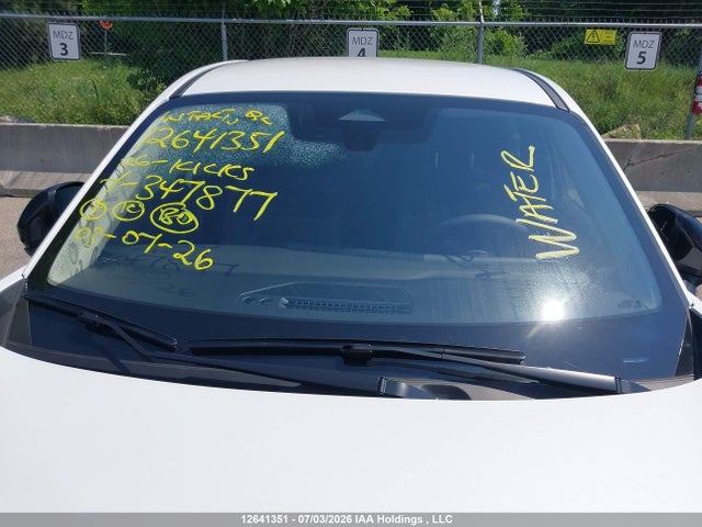 3N8AP6CB8TL347877 Nissan Kicks Sv Awd Cvt