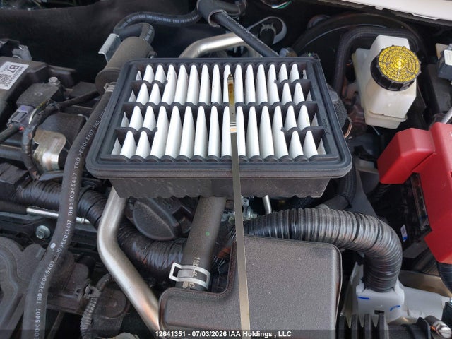 3N8AP6CB8TL347877 Nissan Kicks Sv Awd Cvt
