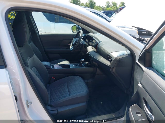3N8AP6CB8TL347877 Nissan Kicks Sv Awd Cvt