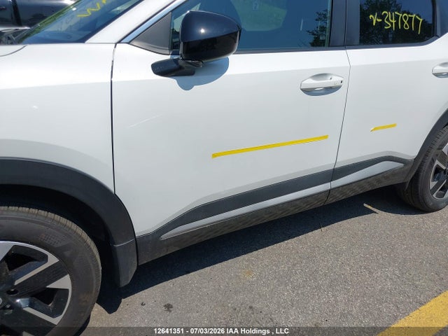 3N8AP6CB8TL347877 Nissan Kicks Sv Awd Cvt