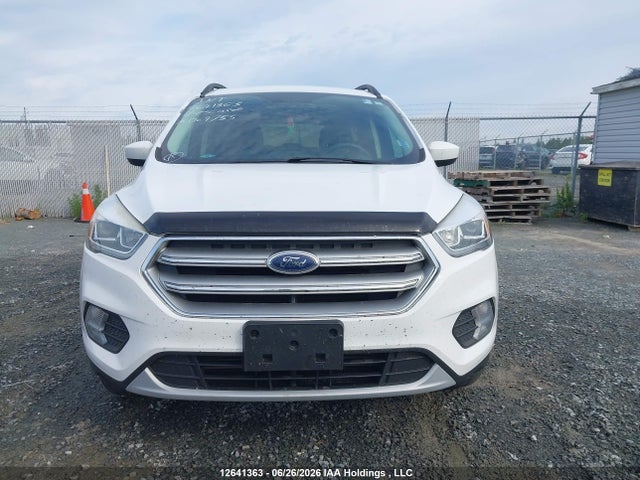 2017 Ford Escape Se მანქანა იყიდება აუქციონზე, vin: 1FMCU9G93HUD69753, აუქციონის ნომერი: 12641363