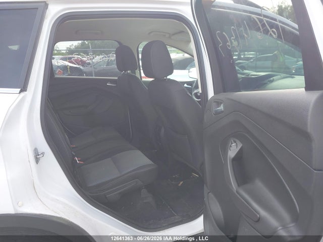 2017 Ford Escape Se მანქანა იყიდება აუქციონზე, vin: 1FMCU9G93HUD69753, აუქციონის ნომერი: 12641363