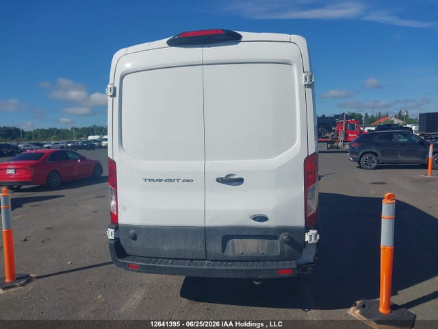 Ford Transit T-250 2024 1FTBR1C86RKB23583 Image 15
