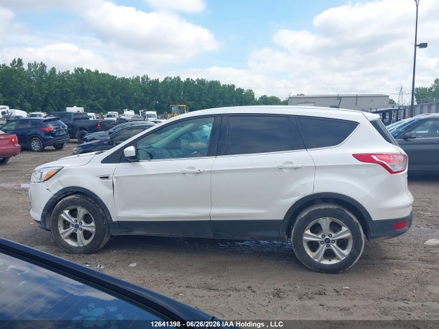 12641398 :رقم المزاد ، 1FMCU9G93DUC05686 vin ، 2013 Ford Escape Se مزاد بيع