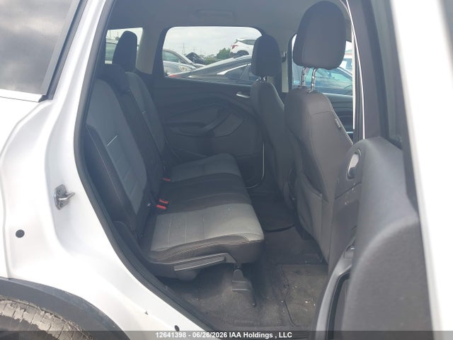 12641398 :رقم المزاد ، 1FMCU9G93DUC05686 vin ، 2013 Ford Escape Se مزاد بيع