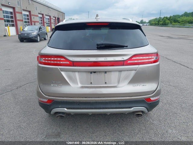 5LMCJ2D90JUL29802 Lincoln MKC SELECT